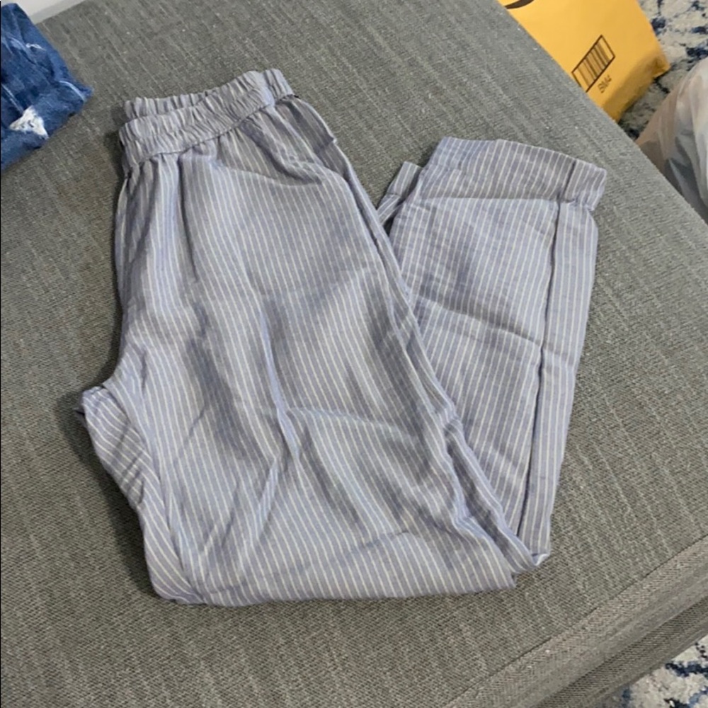 Pinstriped pants - Picture 3 of 3
